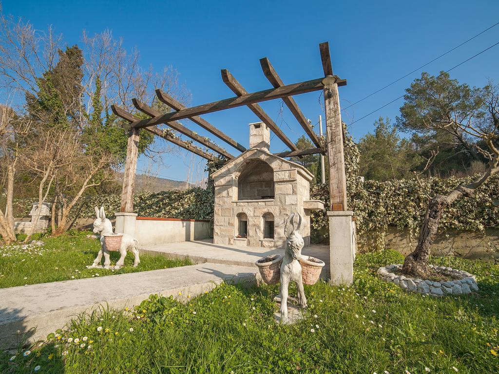 Apartments Ivo Bozinovic Tivat Exterior photo
