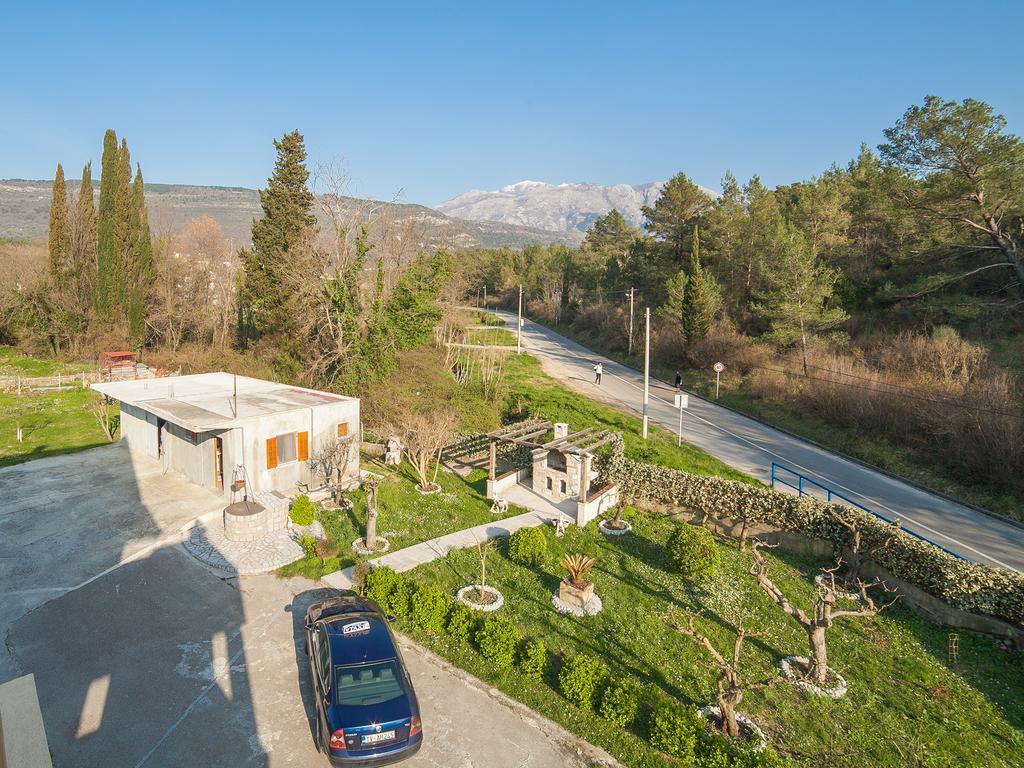 Apartments Ivo Bozinovic Tivat Exterior photo